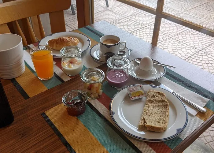 堡赛约尔酒店 酒店